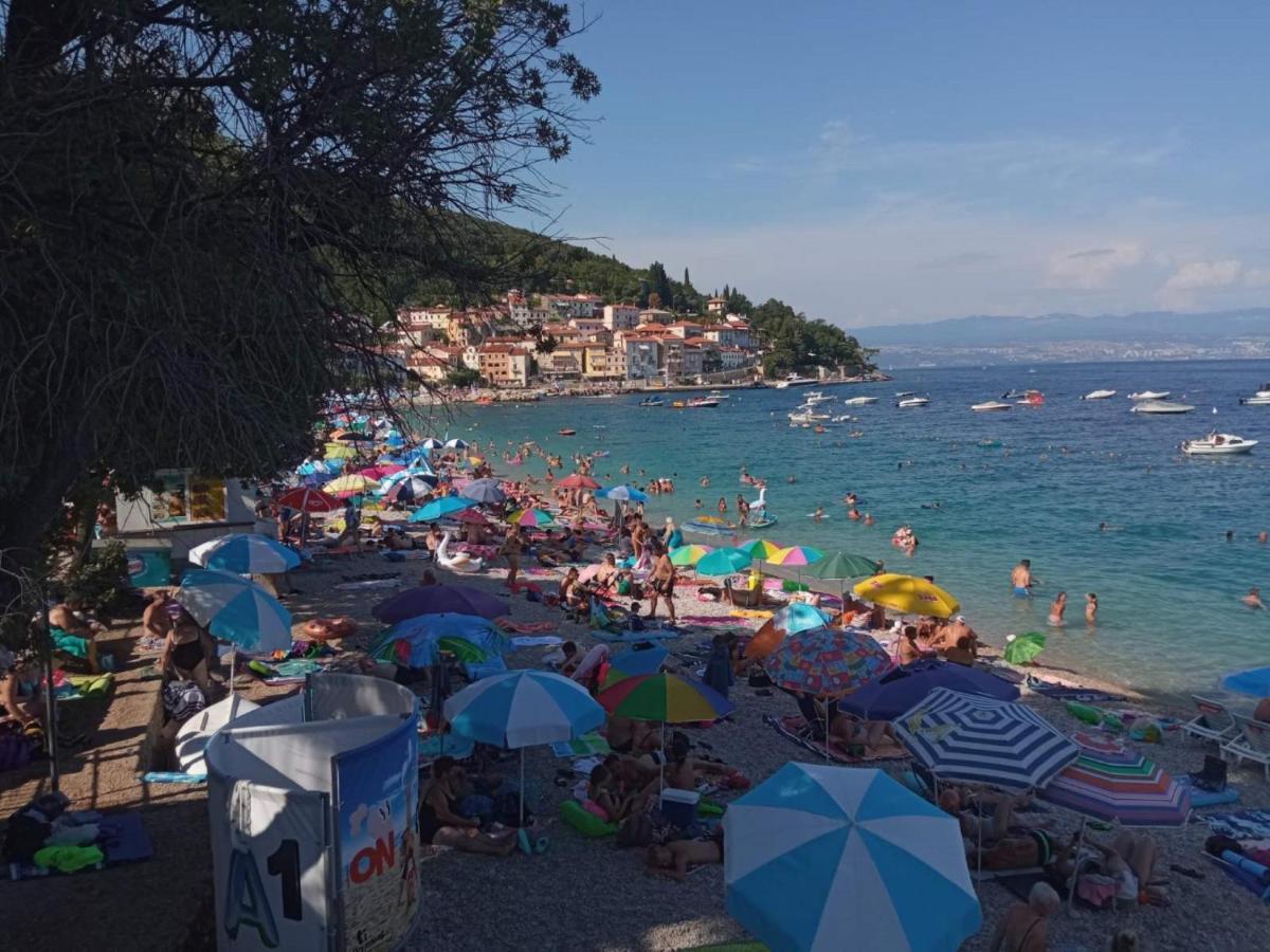 Apartments Lorinda Mošćenička Draga Eksteriør billede