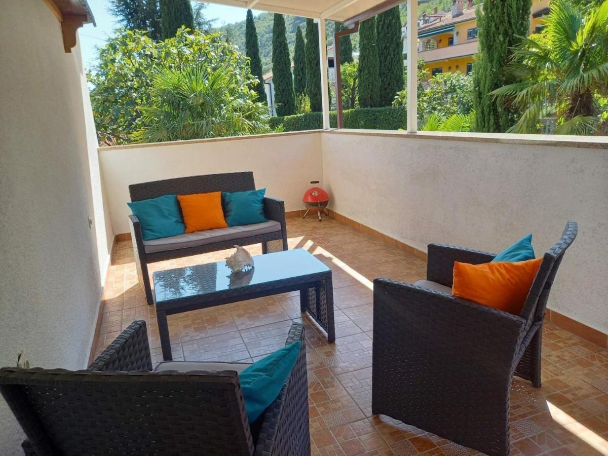 Apartments Lorinda Mošćenička Draga Værelse billede