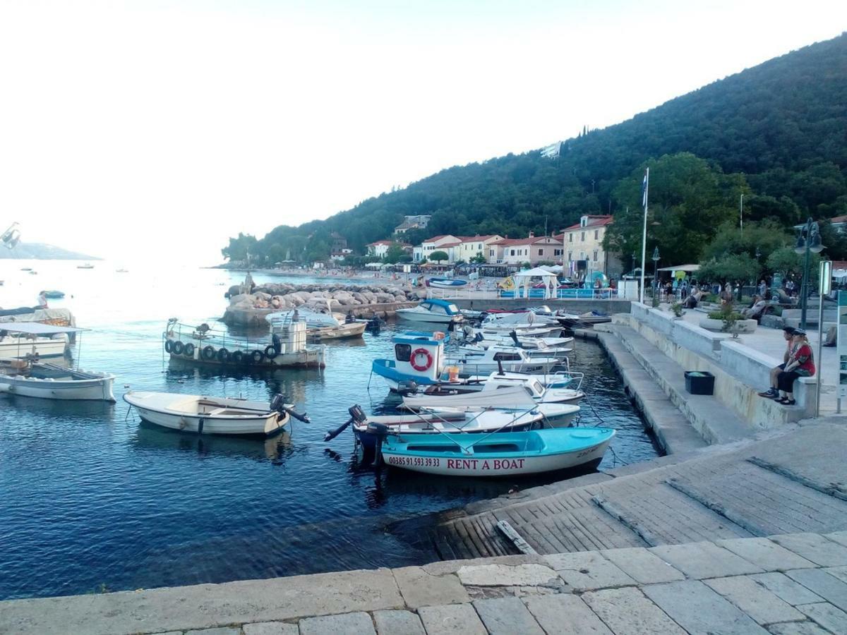 Apartments Lorinda Mošćenička Draga Eksteriør billede